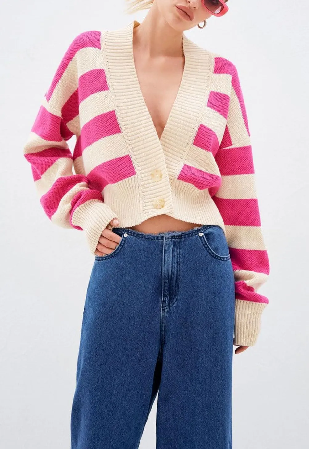 chouyatou Women's V-Neck Button Down Striped Cardigan Sweater Fall Cute Knit Crop Cardigan Top
