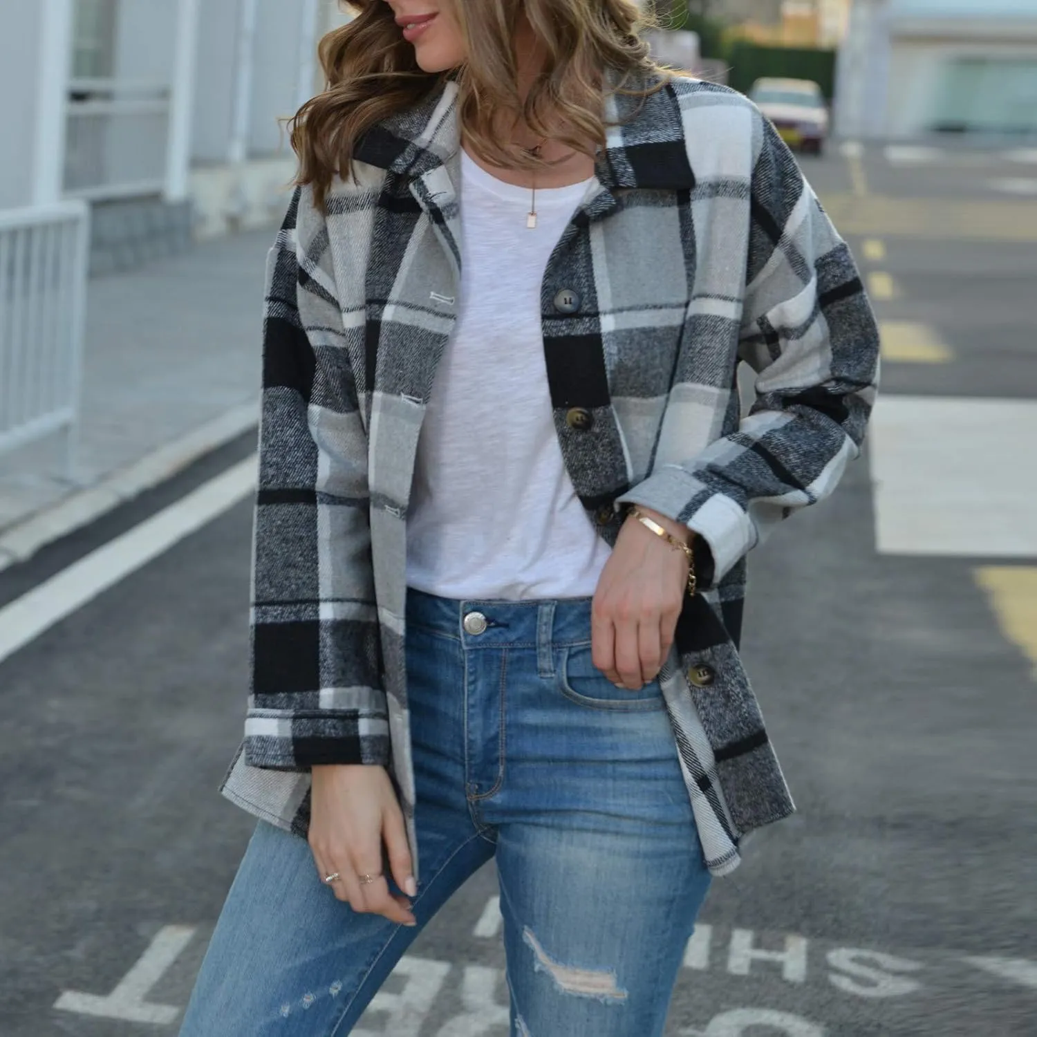 Shacket Jacket Women Casual Flannel Plaid Long Sleeve Lapel Button Down Shirts Fall Wool Blend Coat with Pockets
