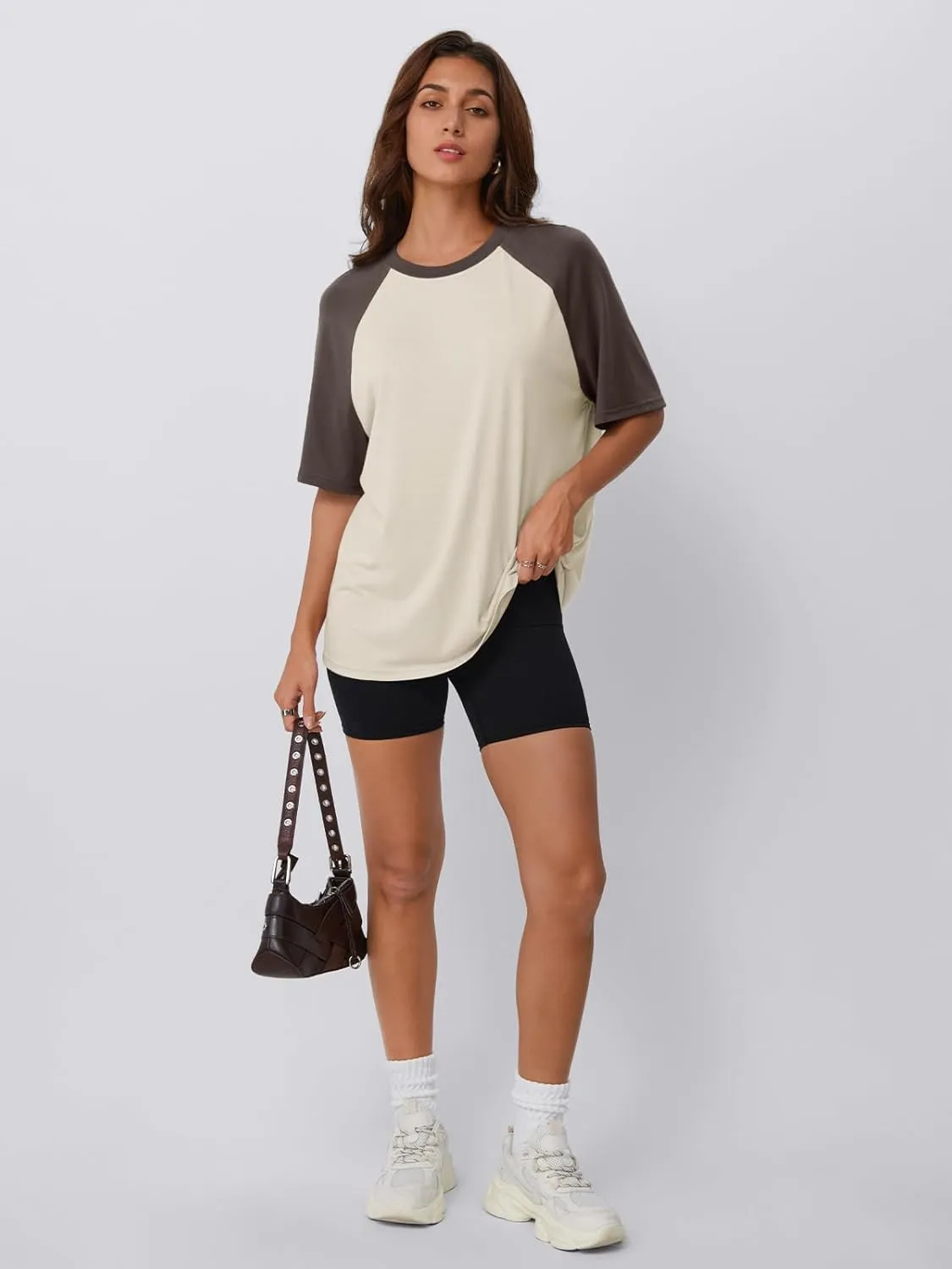 Trendy Queen Oversized Short Sleeve T Shirts for Women Workout Casual Summer Tops Loose Fit Cute Basic Tees