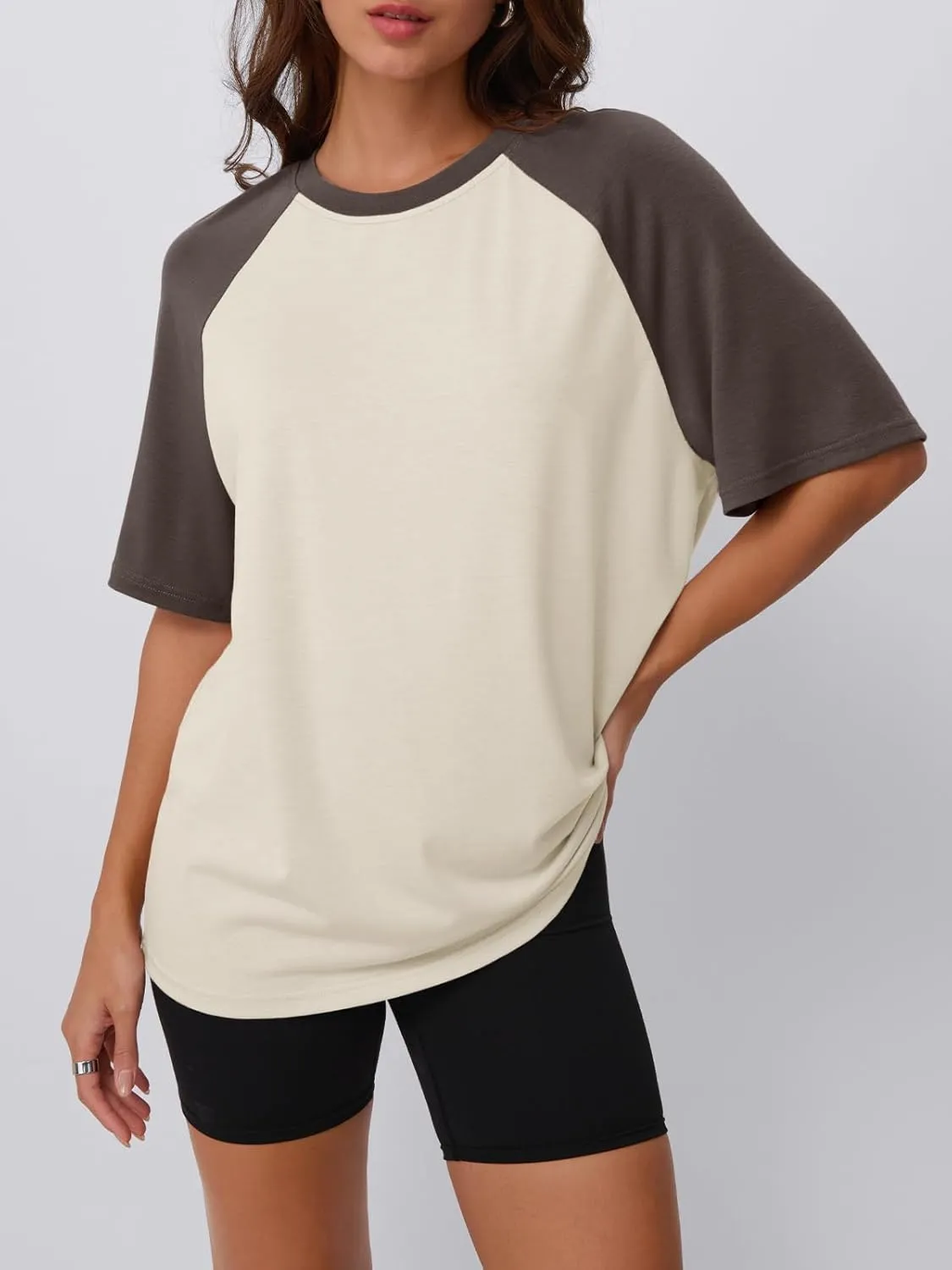 Trendy Queen Oversized Short Sleeve T Shirts for Women Workout Casual Summer Tops Loose Fit Cute Basic Tees
