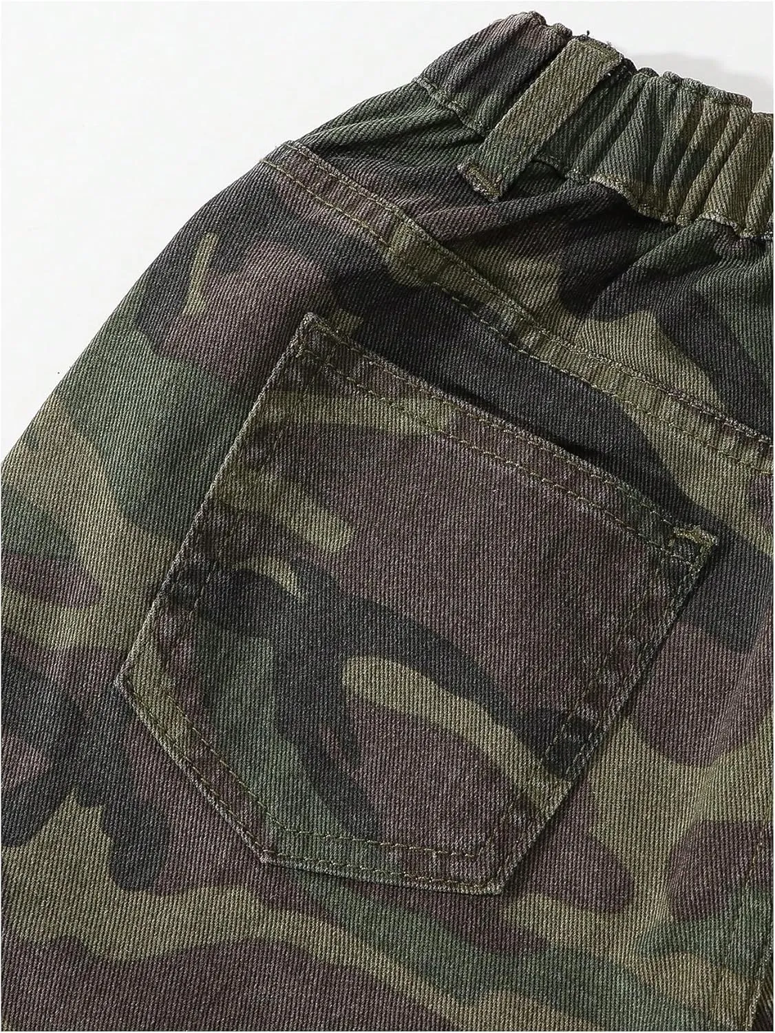 Verdusa Girl's Y2K Camo Cargo Pants Loose Straight Leg Denim Pants with Pockets