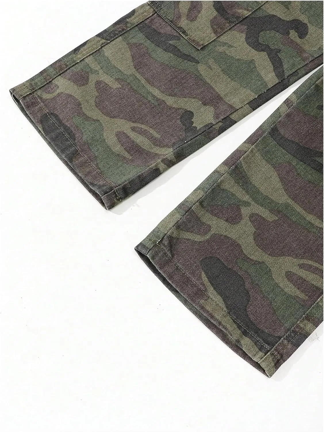 Verdusa Girl's Y2K Camo Cargo Pants Loose Straight Leg Denim Pants with Pockets