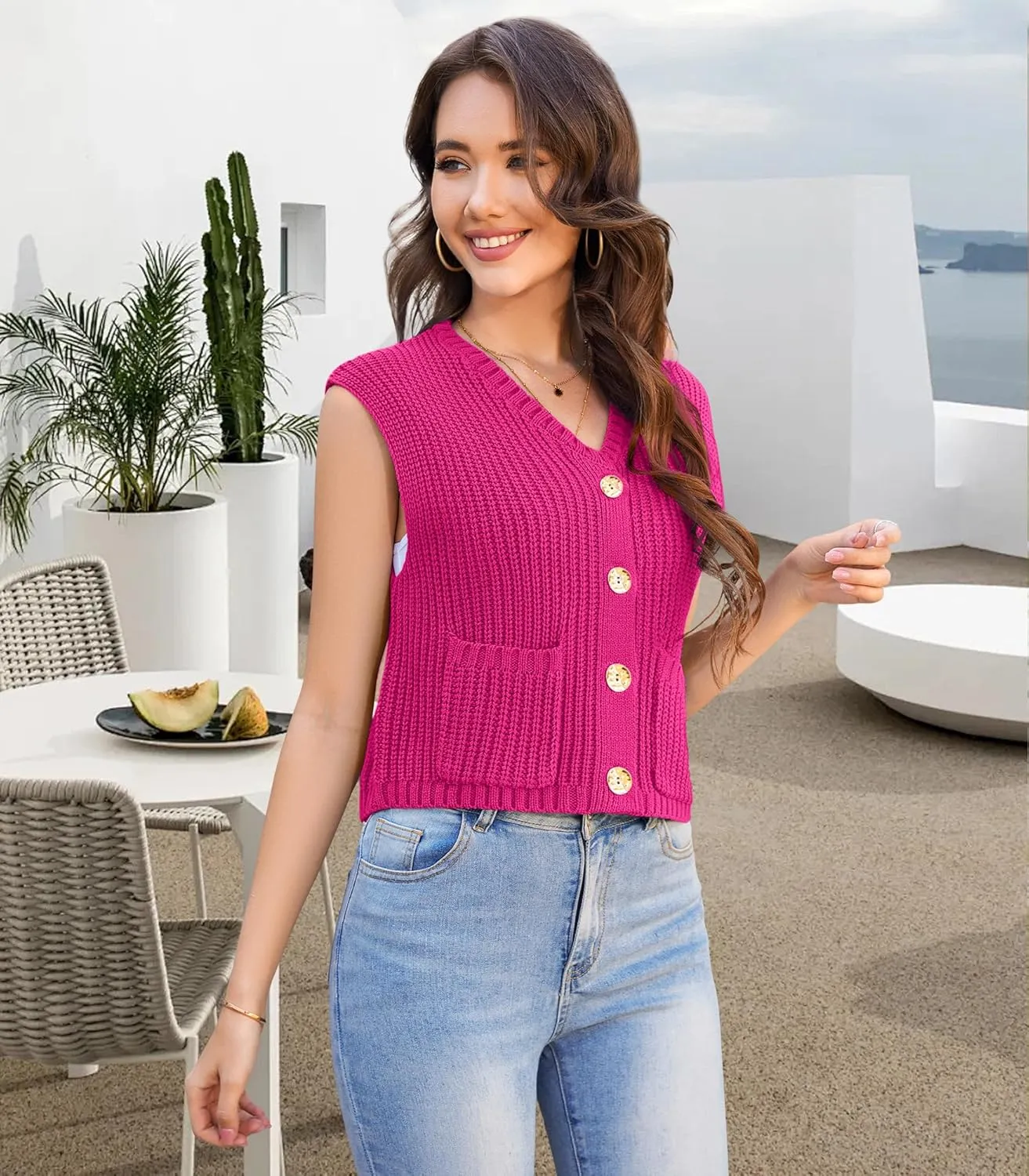 Womens Summer Crop Knit Sweater Vest Sleeveless Button Down Chunky Knit Vest Cardigan with Pockets