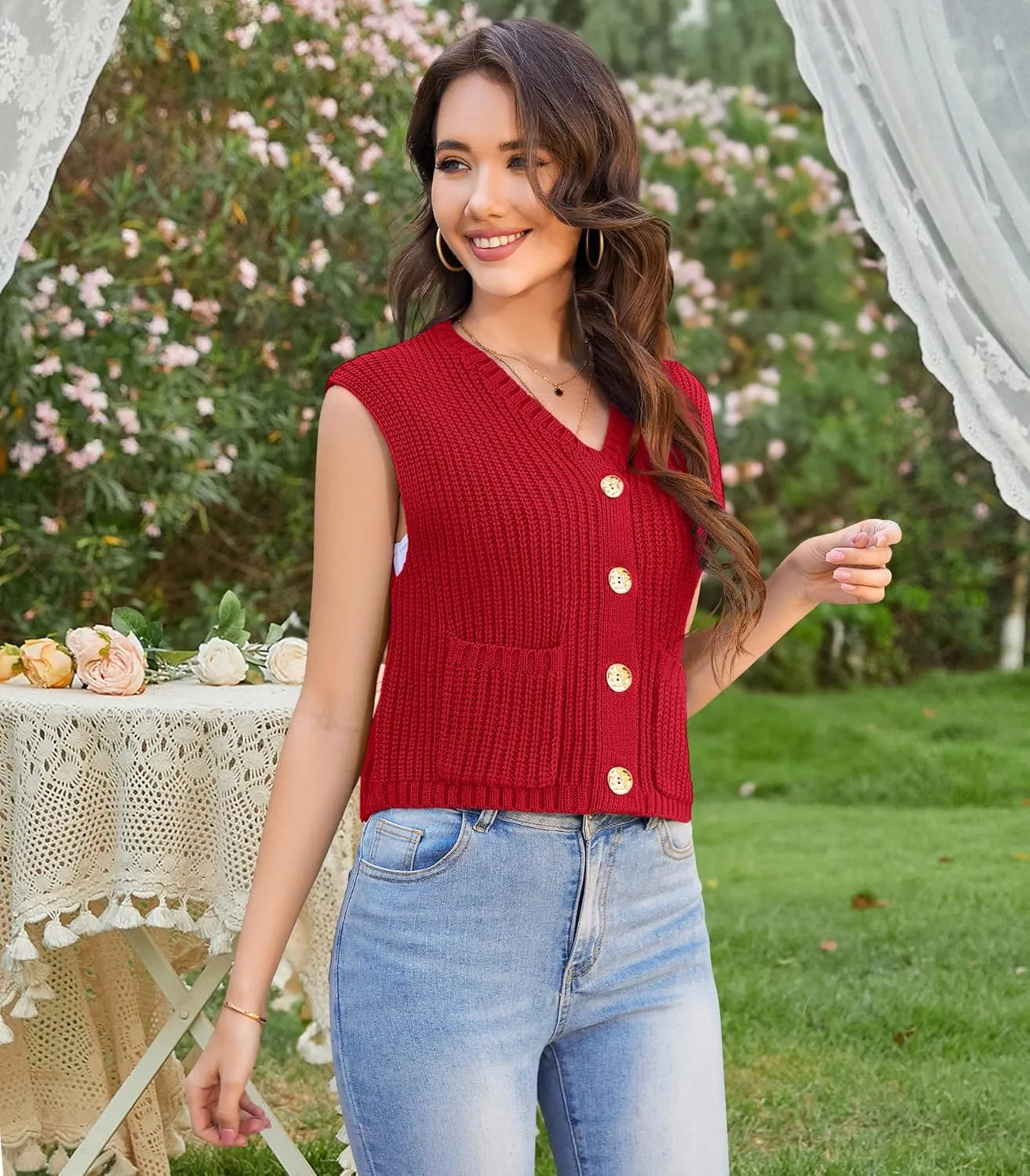 Womens Summer Crop Knit Sweater Vest Sleeveless Button Down Chunky Knit Vest Cardigan with Pockets
