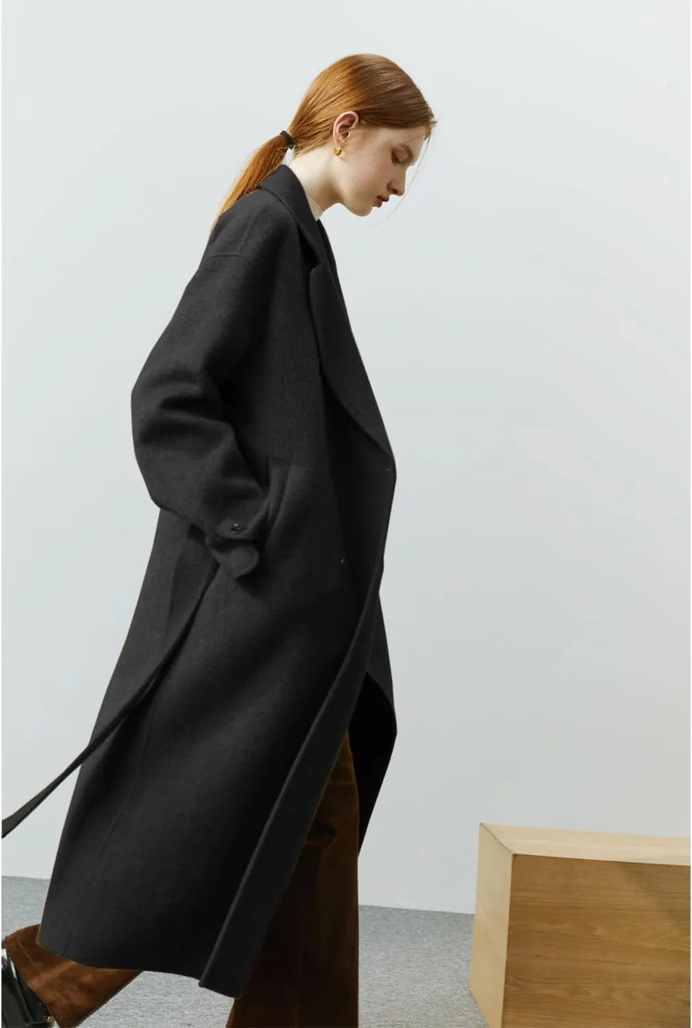 Wool Coats for Women Winter Lapel Double Breasted Wool Blend Long Pea Trench Coat Pocketed Outwear with Belt